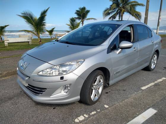 PEUGEOT 408 1.6 GRIFFE 16V TURBO GASOLINA 4P AUTOMÁTICO PEUGEOT 408 1.6 GRIFFE 16V TURBO GASOLINA 4P AUTOMÁTICO